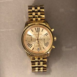 Michael Kors stunning rose gold watch